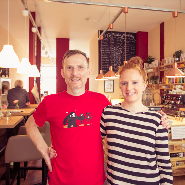 kommen und gehen_87_cafe mondschein
