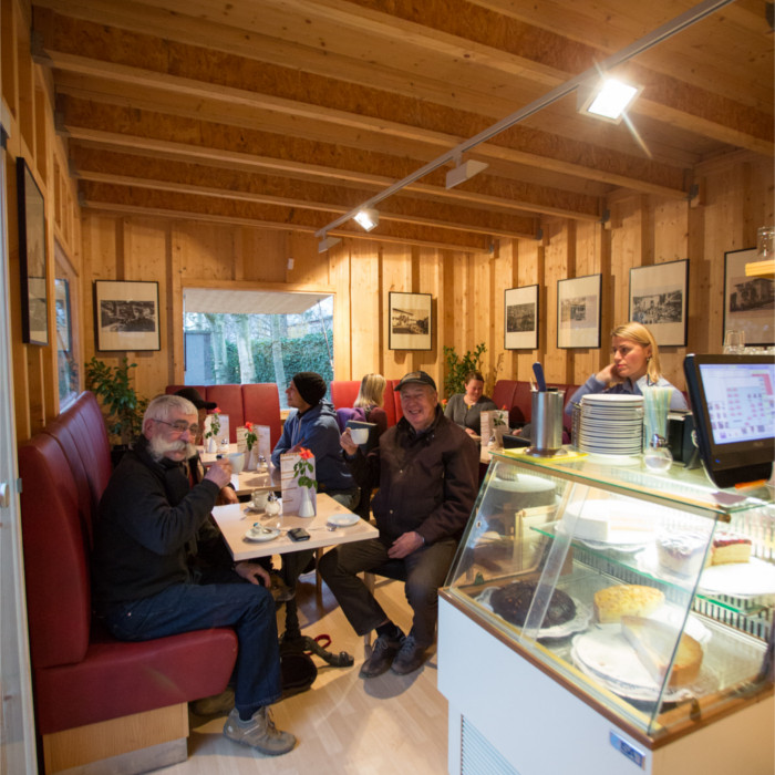 kommenundgehen_80_cafe plantanen