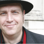 Der Autor Frank Speckhard und sein Wortwitz