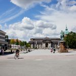 Ein Nicht-Ort? Der Friedensplatz wurde neu gestaltet. Ein Kommentar.