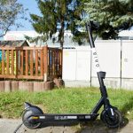 Ach wie schön, jetzt ist er auch bei uns angekommen: der E-Roller.